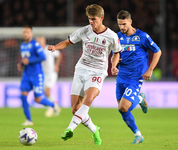 迅速反击并 迅速反击并