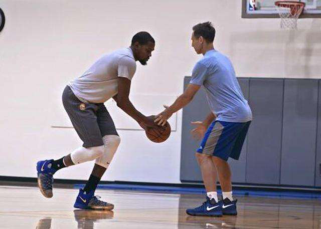 与伦比的弹 与伦比的弹