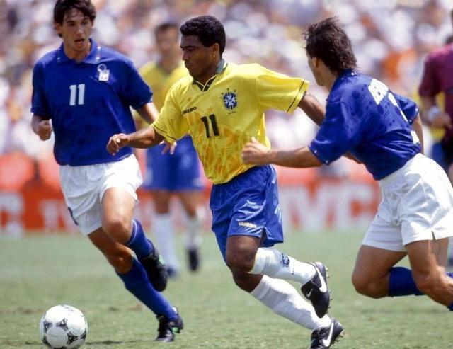 荷兰中场球 荷兰中场球