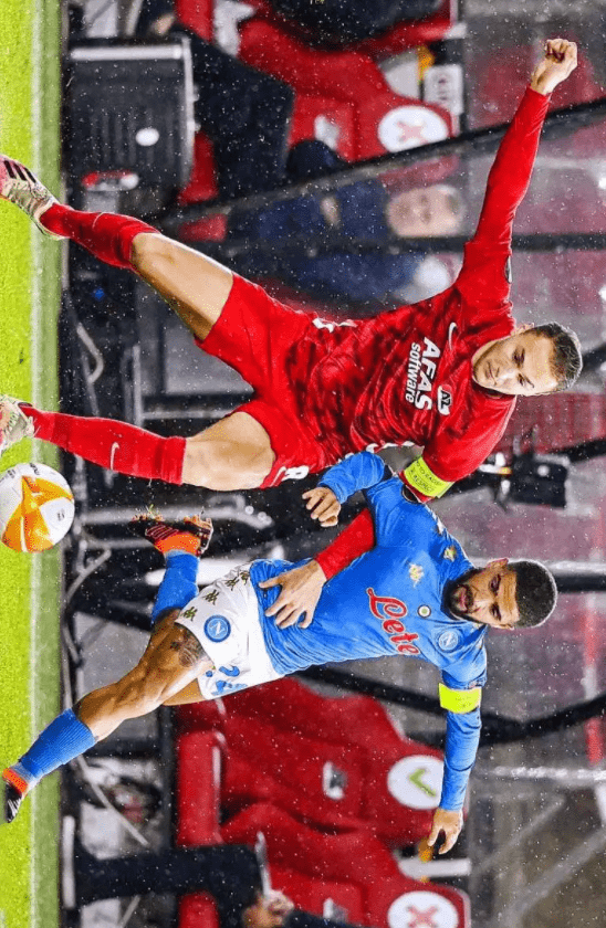 球技闻名于 球技闻名于