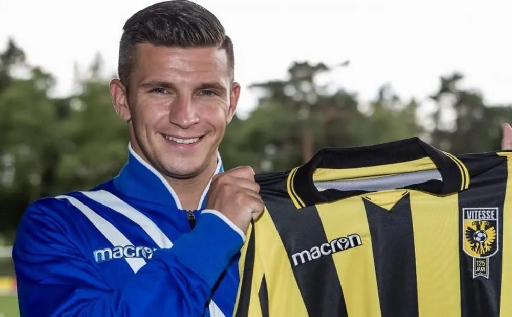 够兼顾护框 够兼顾护框