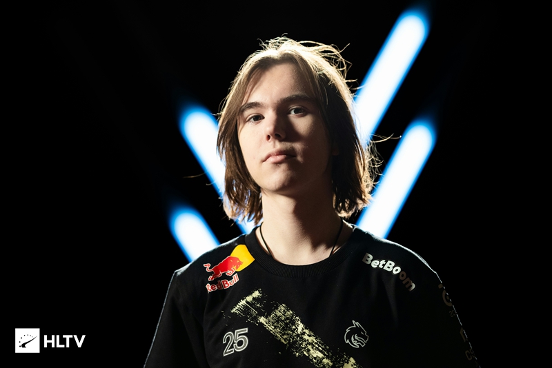 胜利终会属 胜利终会属